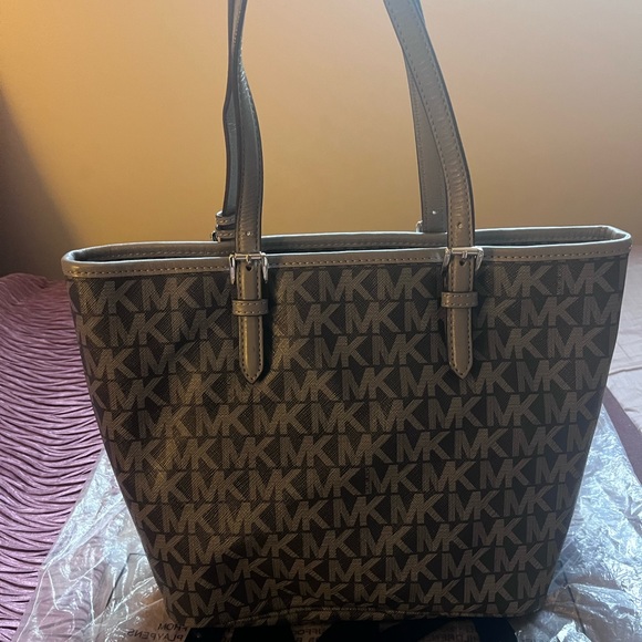 Michael Kors Black Gray Jet Set Pocket Open Bucket Tote Shoulder Handbag Purse - Picture 4 of 5